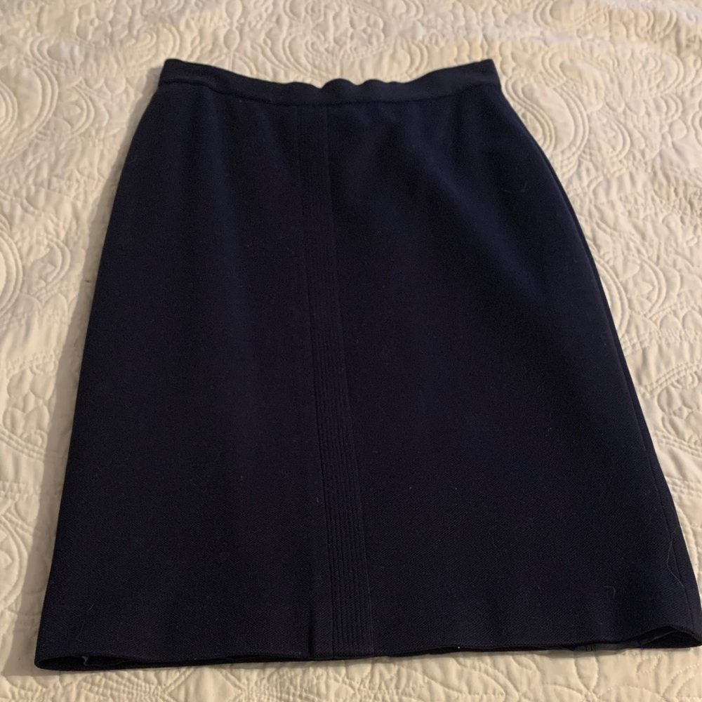 CHANEL Dark Blue Pencil Skirt size 38